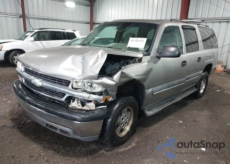 2003 Chevrolet Suburban 1500 Ls из США, поврежденный, VIN 3GNFK16Z53G299234